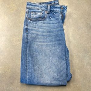 American Eagle Women’s Mom Jeans